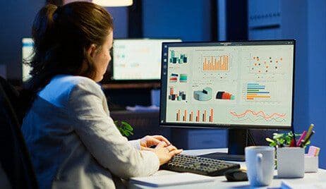 Por que criar e analisar o relatório financeiro mensal? Confira!
