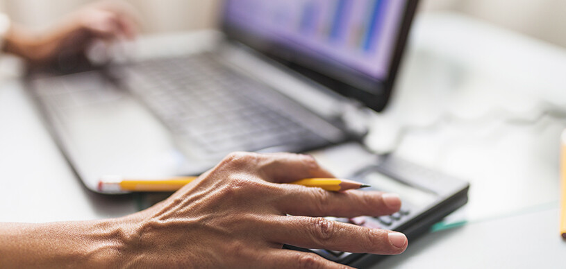 Eliminando erros de cálculos com um software de gestão financeira